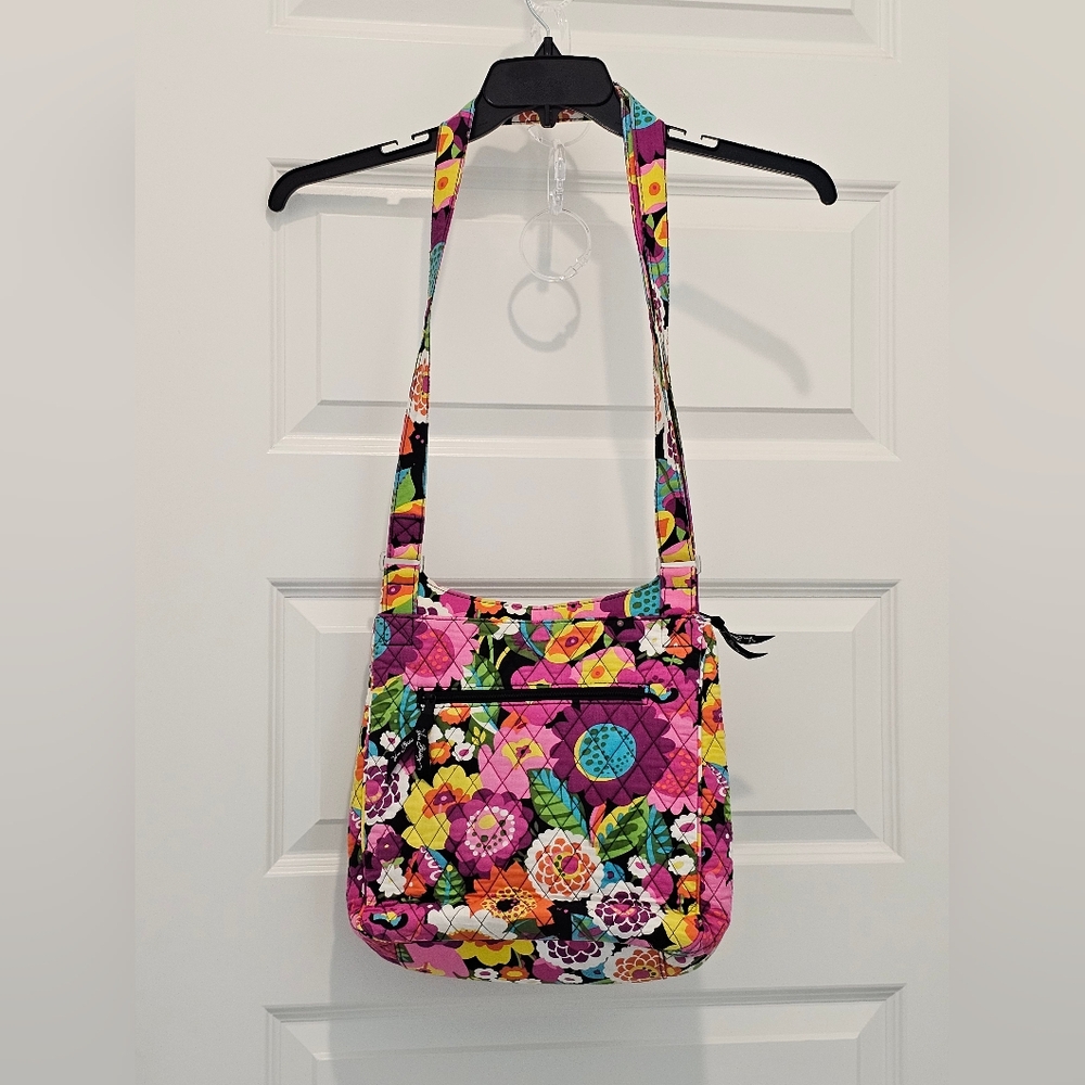 Vera Bradley Vibrant Floral Hipster/Crossbody Bag, GUC, Size Large - Picture 12 of 12